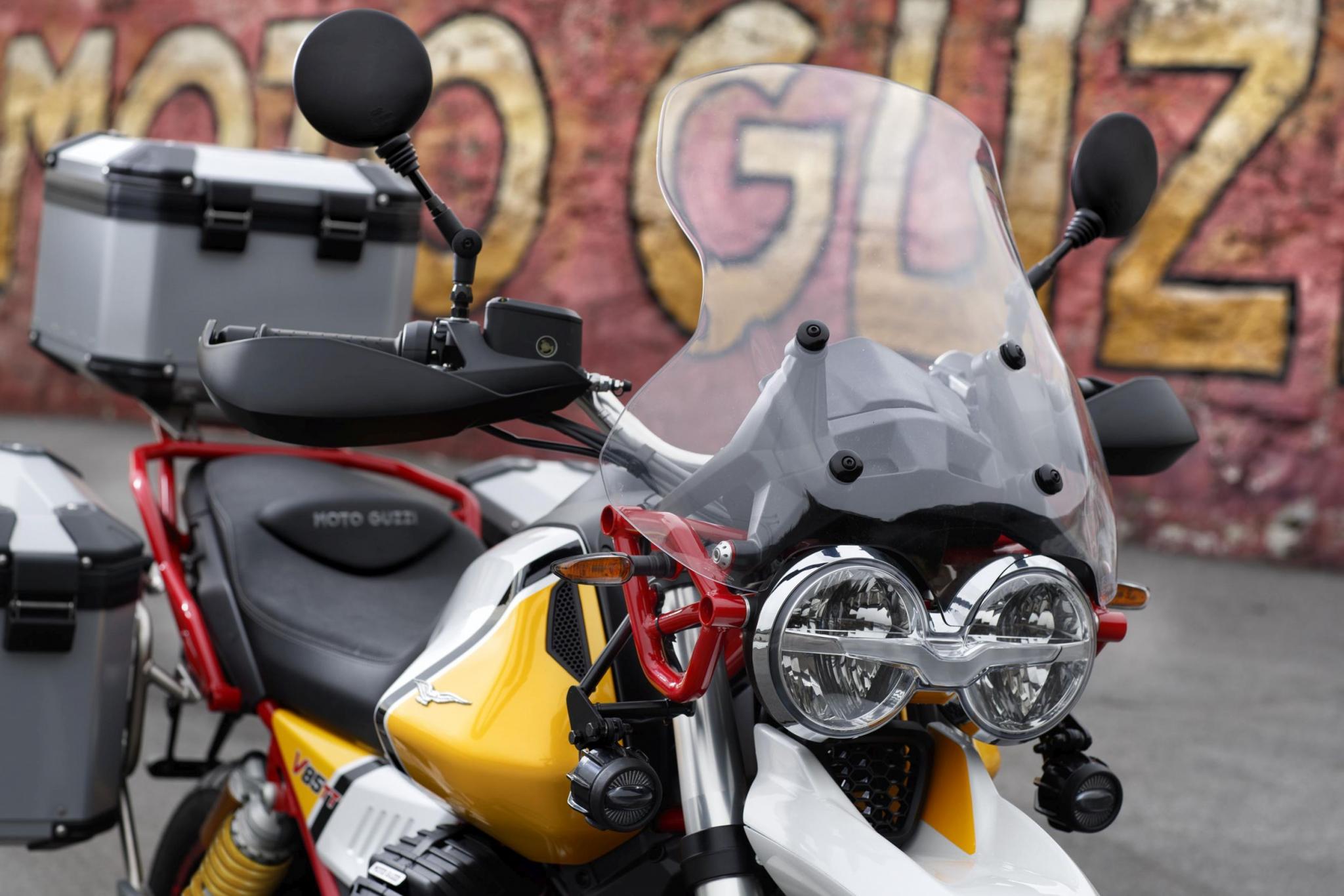 Parabrezza originale Touring per Moto Guzzi V85 TT